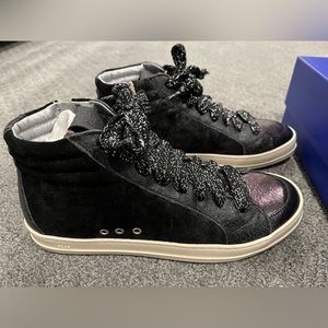 P448 Skate Boster high top sneaker